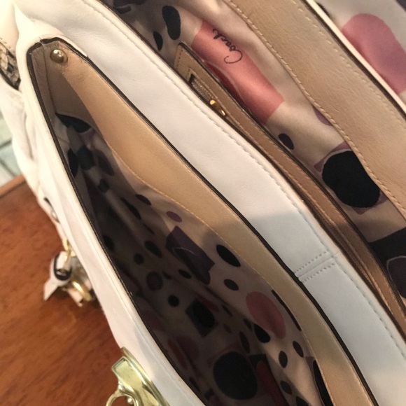 Limited Edition Coach Sydney shoulder bag - Picture 3 of 15